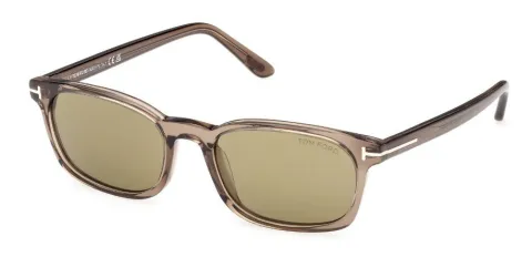 tom-ford-1300-miles-02-45n